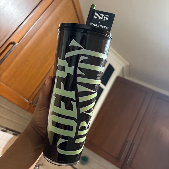 Starbucks Other - STARBUCKS GLOW N’DARK DISNEY “WICKED” COLLECTION CUP